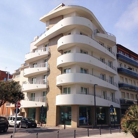 ソットマリーナResidenza Roma Marinaアパートメント 部屋 写真
