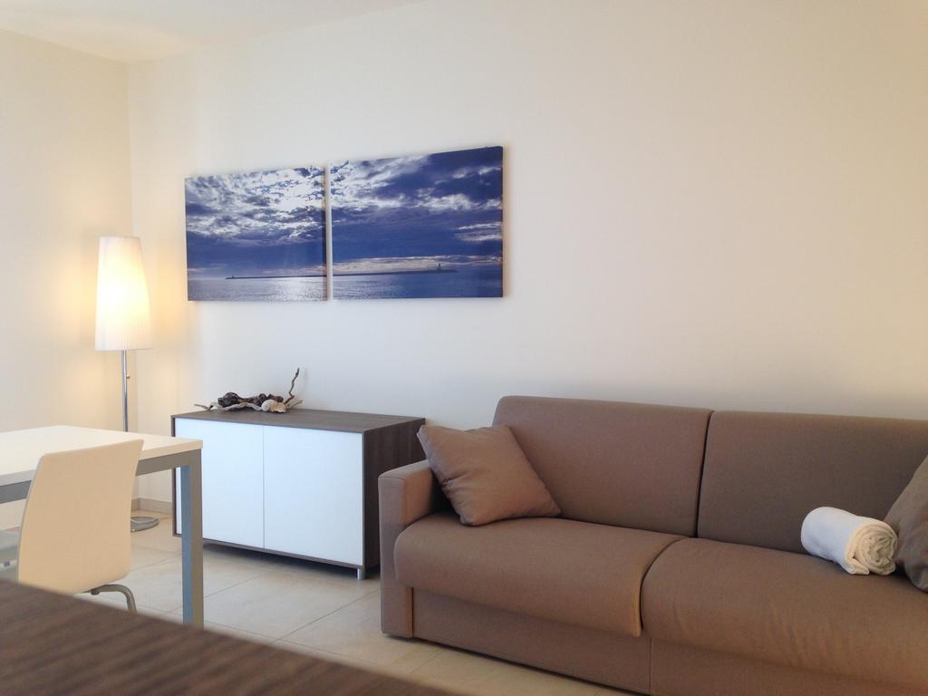 ソットマリーナResidenza Roma Marinaアパートメント 部屋 写真